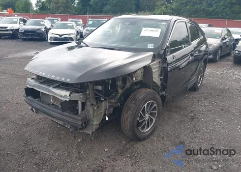 2024 Mitsubishi Eclipse Cross Es S-Awc z USA, uszkodzony, nr VIN JA4ATUAA4RZ046055